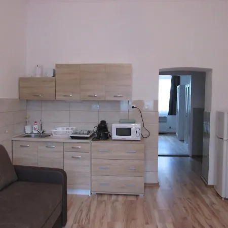 Apartment Lizy Apartman Eger